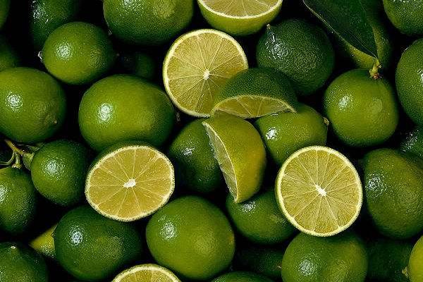 青檸檬市場價格多少錢一斤 青檸檬變黃了還能吃嗎