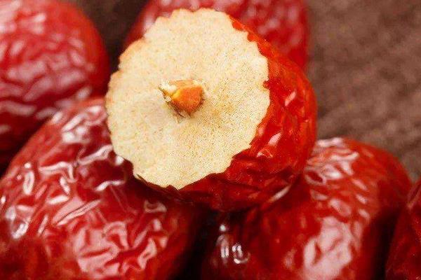 新疆大棗市場價格多少錢一斤 新疆和田大棗什么時候成熟