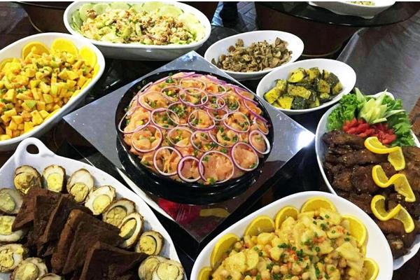 夢見吃大餐是什么意思 夢到和一群人吃很豐盛的大餐有什么預兆