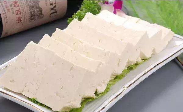 夢見吃豆腐是什么意思 女人夢到在別人家吃豆腐有什么預兆