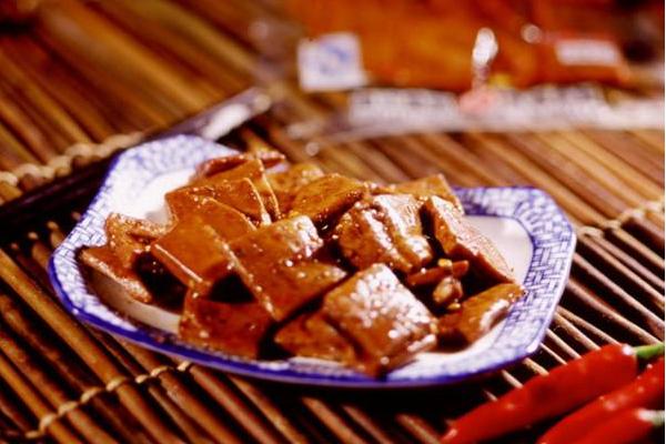 夢見吃豆腐是什么意思 女人夢到在別人家吃豆腐有什么預兆