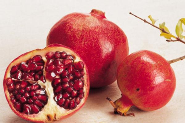 甜石榴的功效與作用及禁忌 石榴的應用