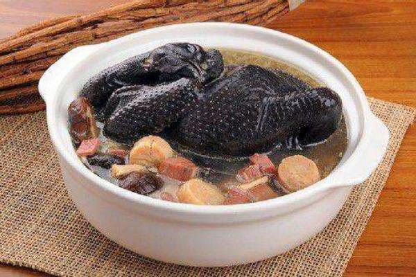 胃不好能吃烏雞煲湯嗎？ 小孩能喝烏雞湯嗎