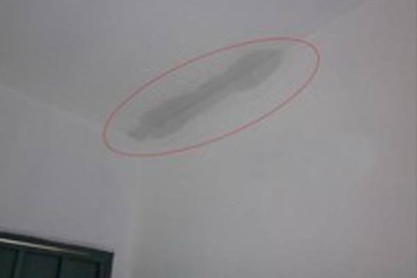 夢見屋頂漏水是什么意思 女人夢到自家屋頂漏雨滴水有什么預兆