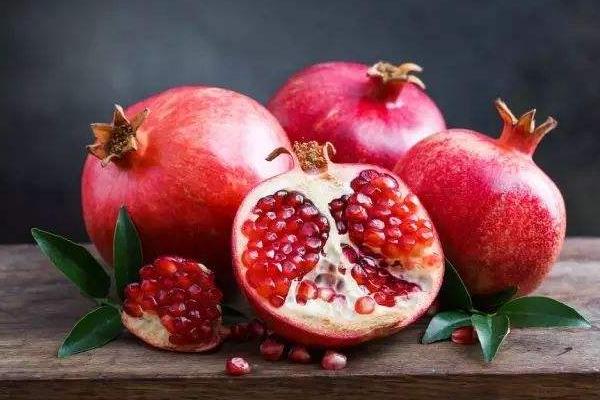 石榴怎么剝 石榴怎么挑選