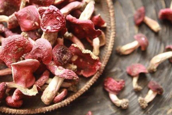 紅菇市場價格多少錢一斤 紅菇怎么吃