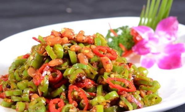 小尖椒價格多少錢一斤 小尖椒的食用價值