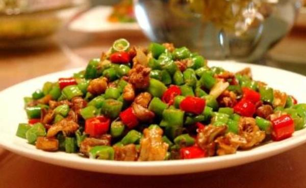 小尖椒價格多少錢一斤 小尖椒的食用價值