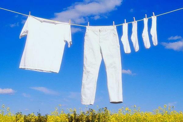 葡萄汁弄到衣服怎么洗干凈 葡萄汁老痕跡怎么去除