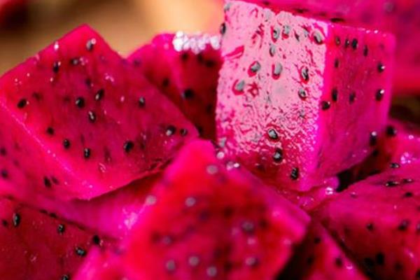 七個月、八個月寶寶可以吃火龍果嗎 每天都吃火龍果好嗎