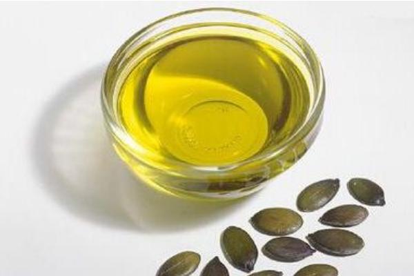 南瓜子油功效與作用 南瓜子油市場價格多少錢一斤