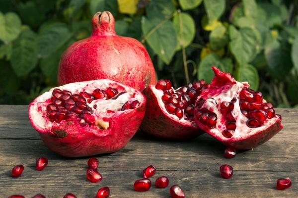 月經期可以吃石榴嗎 孕婦能吃石榴嗎