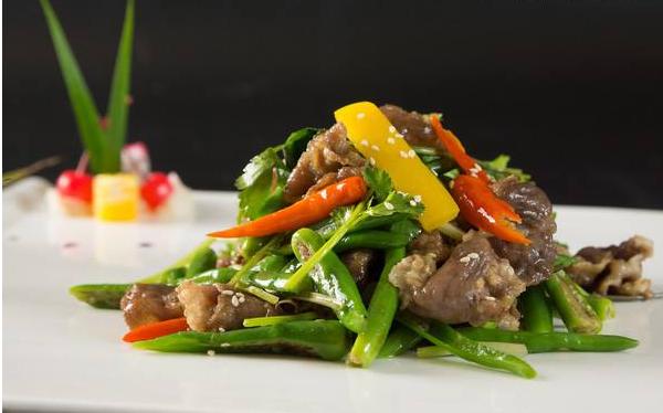 辣椒炒牛肉的做法大全 青椒炒牛肉的食用價值