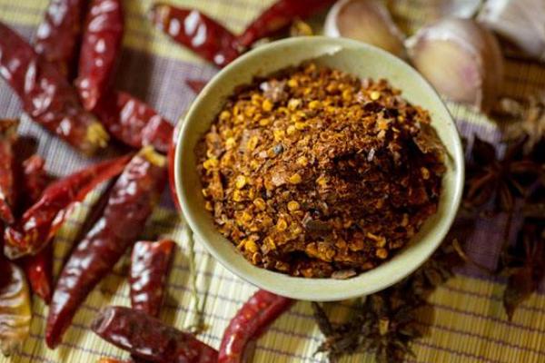 炸辣椒面的做法大全 辣椒面發霉了怎么辦