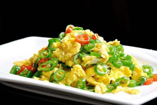 辣椒炒蛋的做法大全 吃辣椒炒蛋有什么好處