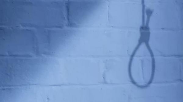 夢見吊死人是什么意思 夢到看到別人上吊死了有什么預兆