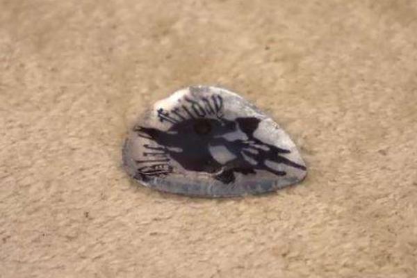 夢見丟東西是什么意思 夢到東西丟了不停的找找不到有什么預兆