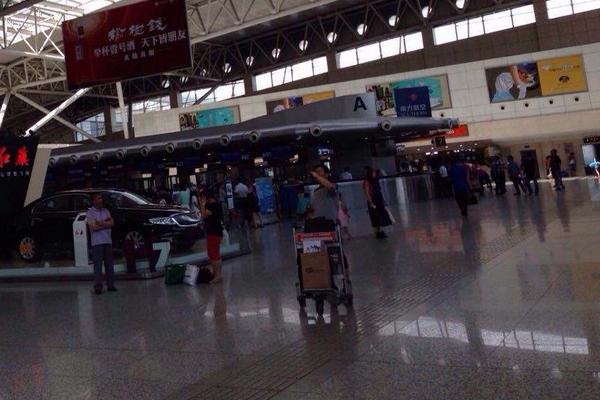 夢見丟東西是什么意思 夢到東西丟了不停的找找不到有什么預兆