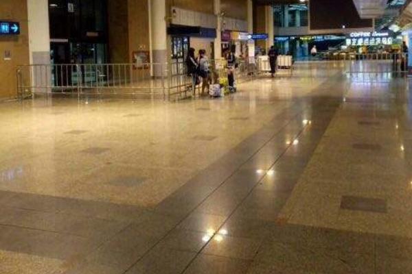 夢見丟東西是什么意思 夢到東西丟了不停的找找不到有什么預兆