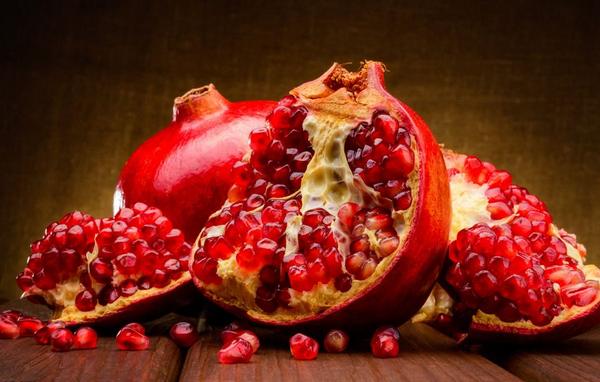 石榴幾月份成熟 石榴沒熟能吃嗎 石榴哪里產(chǎn)的最好