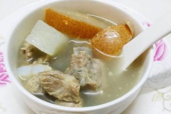 雪梨排骨湯功效與作用 雪梨排骨湯做法