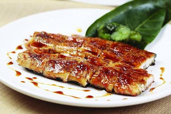 海鰻魚的功效與作用及禁忌 海鰻魚的營養價值