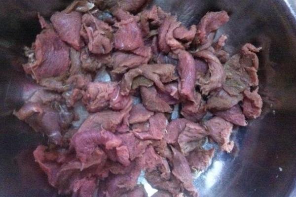 狍子肉怎么做好吃 吃狍子肉有什么好處