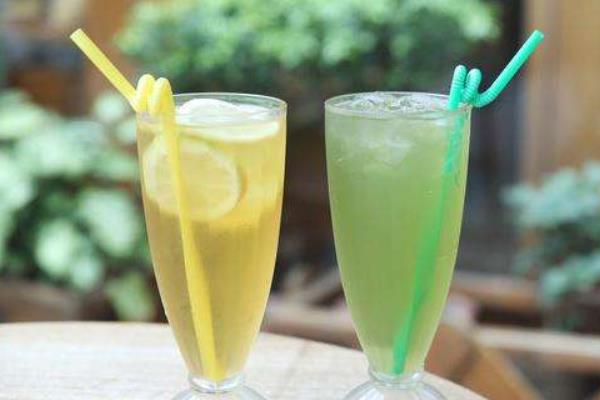 為什么泡的檸檬水是苦的 檸檬水太酸怎么辦