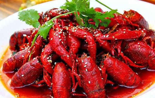 麻辣小龍蝦配料有哪些 麻辣小龍蝦怎么吃