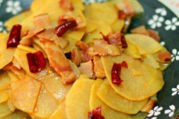 馬鈴薯的熱量是多少 馬鈴薯的營(yíng)養(yǎng)價(jià)值