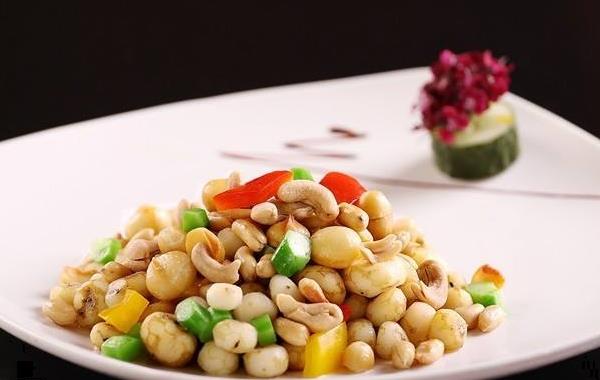 馬蹄果的功效與作用及禁忌 馬蹄果如何去皮