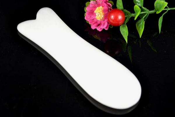 刮痧后可以吹空調嗎 刮痧后多久可以洗澡