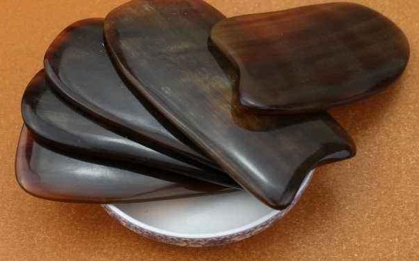 刮痧后可以吹空調嗎 刮痧后多久可以洗澡