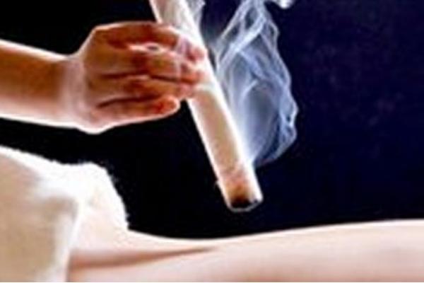 艾灸肚臍眼的功效作用 頸椎病可以艾灸嗎