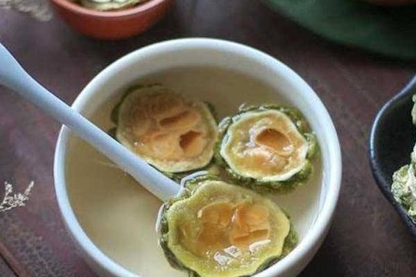 苦瓜片泡水能天天喝嗎 苦瓜片泡水的副作用是什么