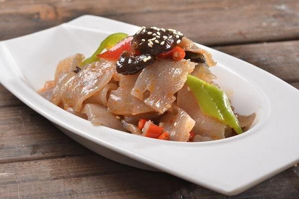 魔芋怎么做好吃又簡(jiǎn)單 魔芋和什么炒好吃（家常做法）