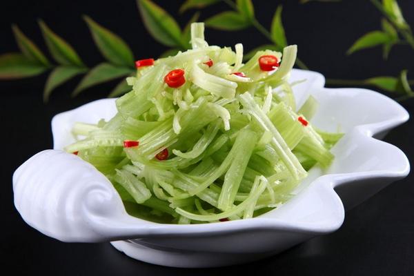 西芹的功效與作用及禁忌 西芹的營養(yǎng)價值