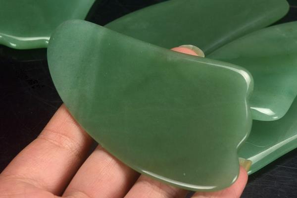 刮痧板什么材質的好 刮痧板怎么用