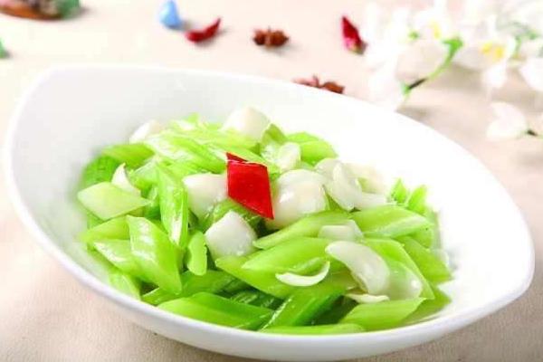 西芹市場(chǎng)價(jià)格多少錢(qián)一斤 西芹怎么切