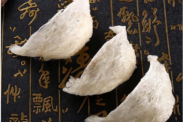 燕窩的功效與作用 燕窩的營養價值