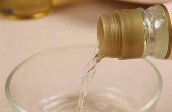 頭上長虱子怎么辦 頭上虱子怎么徹底去除