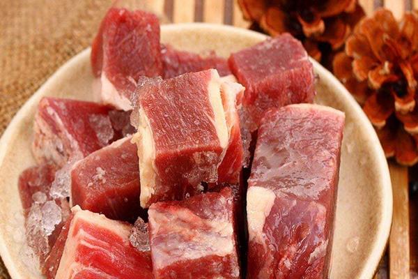 牛腩怎么切 牛腩焯水冷水還是開水