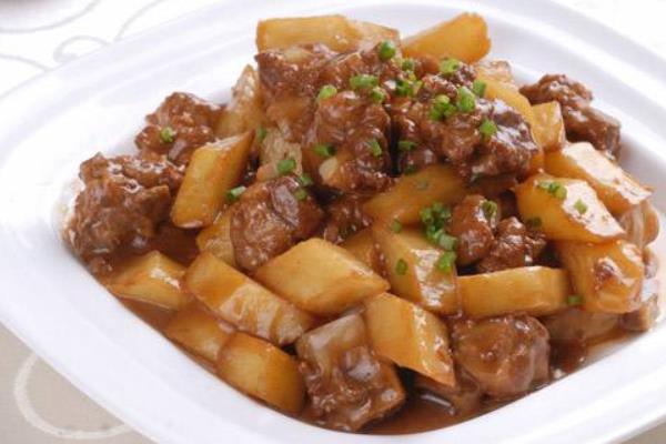 牛腩怎么切 牛腩焯水冷水還是開水