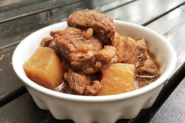 牛腩怎么切 牛腩焯水冷水還是開水