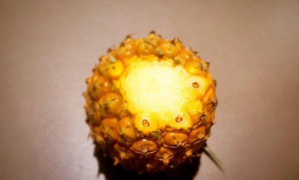 手撕菠蘿怎么撕 手撕菠蘿需要用鹽水泡嘛