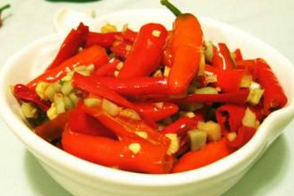 怎么腌辣椒好吃又簡單 自制腌辣椒的家常做法大全