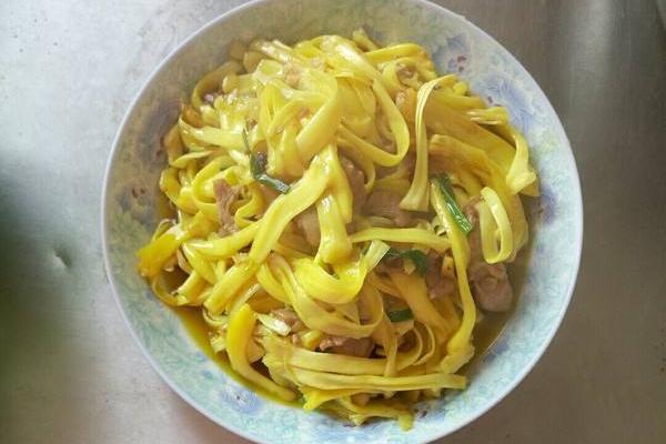 菠蘿蜜絲炒肉怎么做好吃又簡單 菠蘿蜜絲炒肉家常做法大全