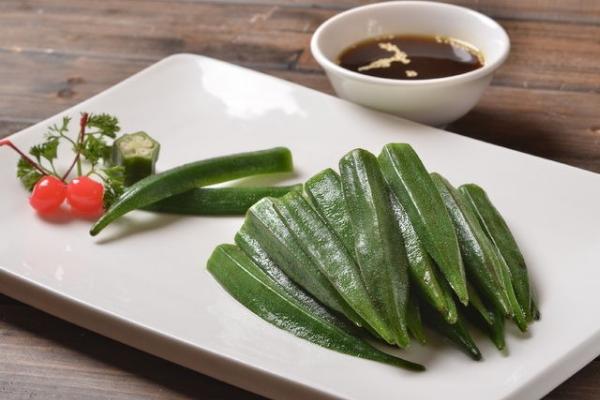 黃秋葵和紅秋葵的區別是什么 黃秋葵和紅秋葵哪個好