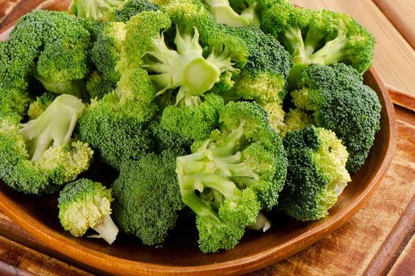 西蘭花隔夜能吃嗎 西蘭花梗能吃嗎