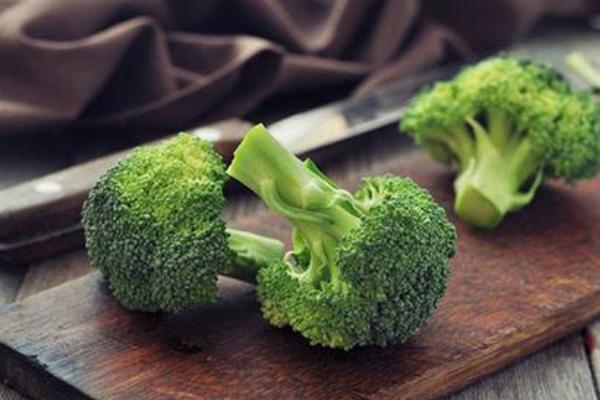 水煮西蘭花要煮多久 水煮西蘭花家常做法大全